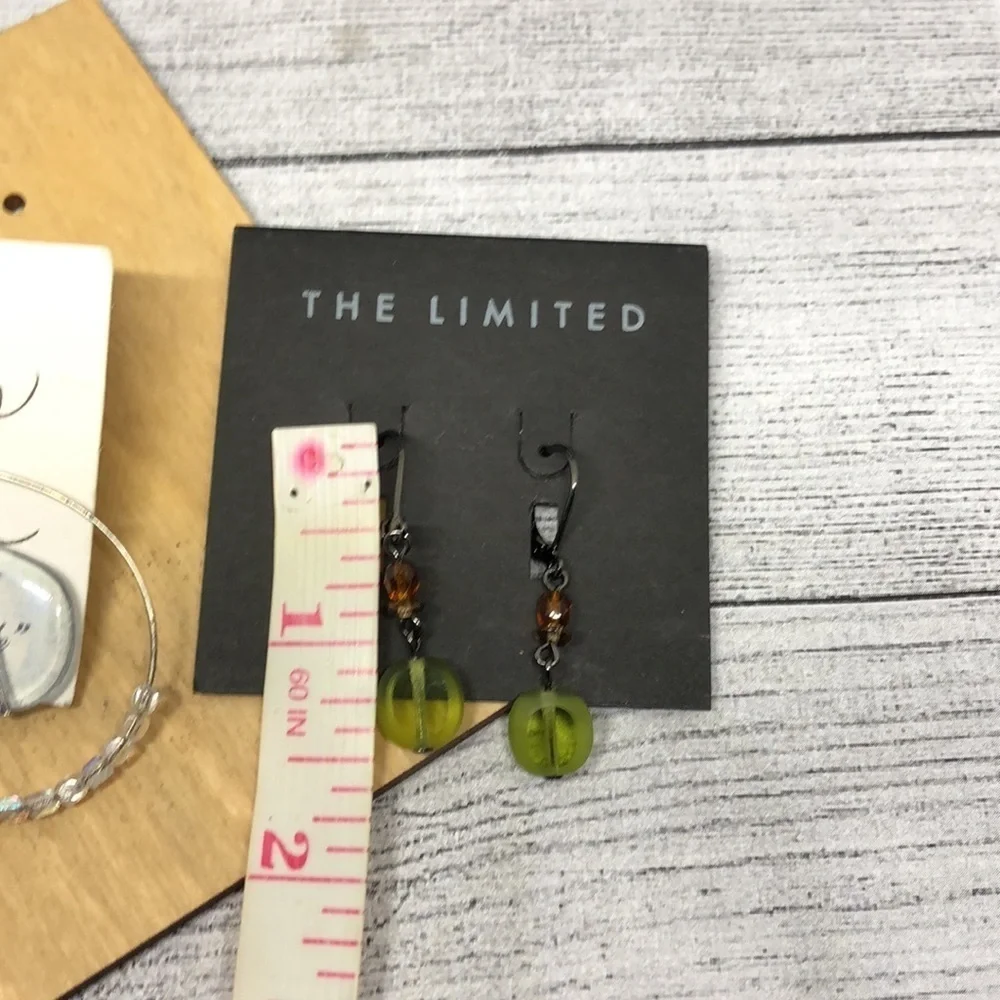 Bundle lot 2 glass bead boho style earrings new nwt